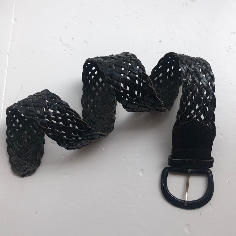 Vintage Woven Leather Belt. Black.